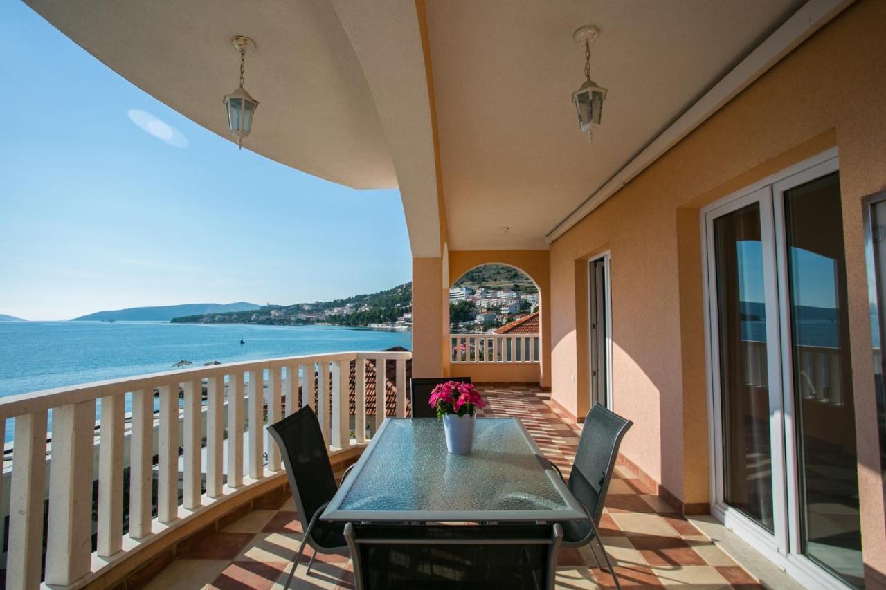 Kaja - Right Next To The Beach Trogir Exterior foto